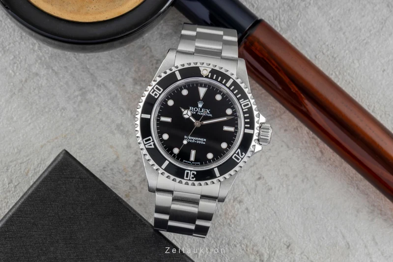Rolex Submariner steel automatic men's watch 14060M [2601387]
