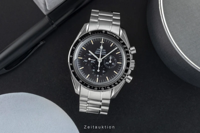Omega Speedmaster Moonwatch chronograph steel manual winding men's watch 3592.50.00 [2600013]