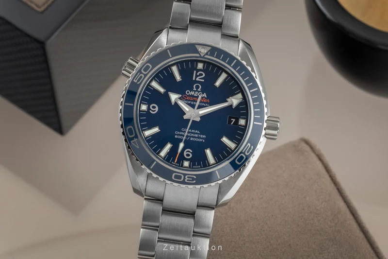 Omega Seamaster titanium automatic men's watch 232.90.42.21.03.001 [2601846]