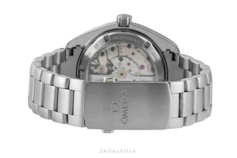 Omega Seamaster titanium automatic men's watch 232.90.42.21.03.001 [2601846]