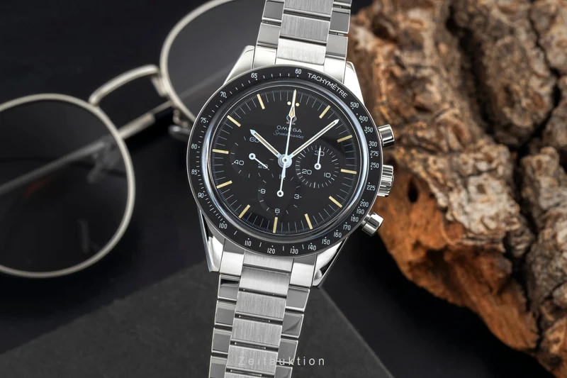 Omega Speedmaster Moonwatch chronograph steel manual winding men's watch 311.30.40.30.01.001 LP: 16800EUR [2601500]