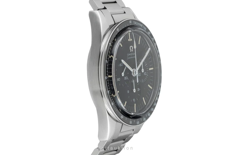 Omega Speedmaster Moonwatch chronograph steel manual winding men's watch 311.30.40.30.01.001 LP: 16800EUR [2601500]