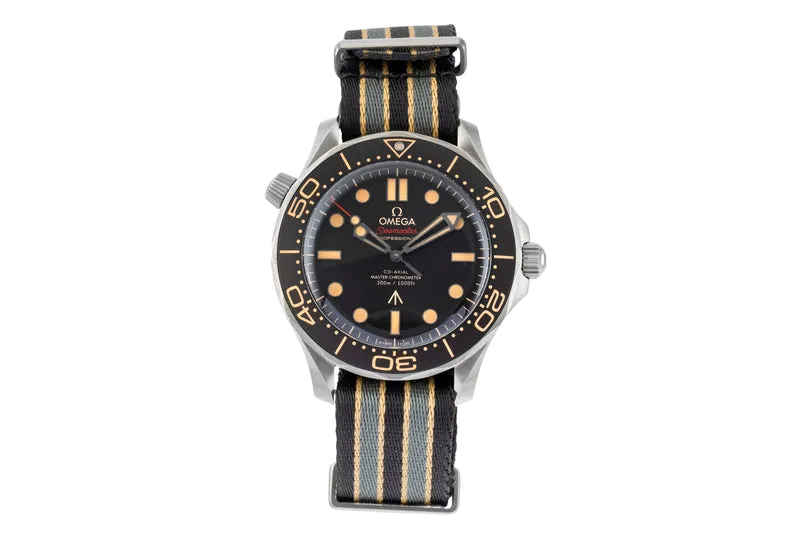 Omega Seamaster titanium automatic men's watch 210.92.42.20.01.001 LP: 9700EUR [2601636]
