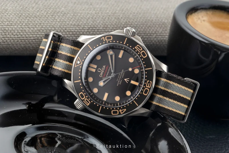 Omega Seamaster titanium automatic men's watch 210.92.42.20.01.001 LP: 9700EUR [2601636]