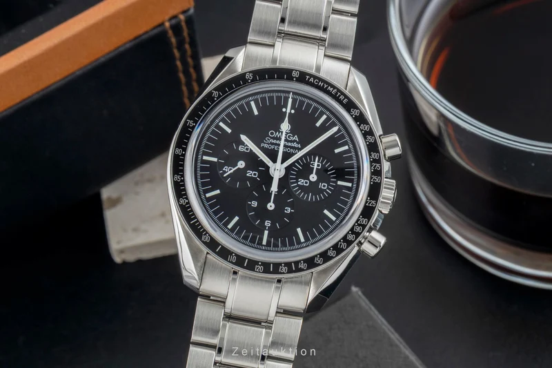 Omega Speedmaster Moonwatch chronograph steel manual winding men's watch 311.30.42.30.01.006 LP: 8700EUR [2601423]