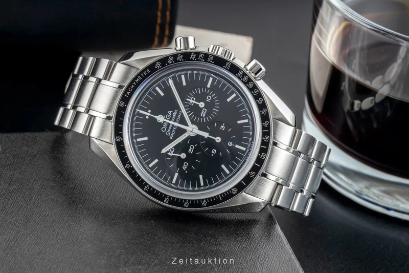 Omega Speedmaster Moonwatch chronograph steel manual winding men's watch 311.30.42.30.01.006 LP: 8700EUR [2601423]