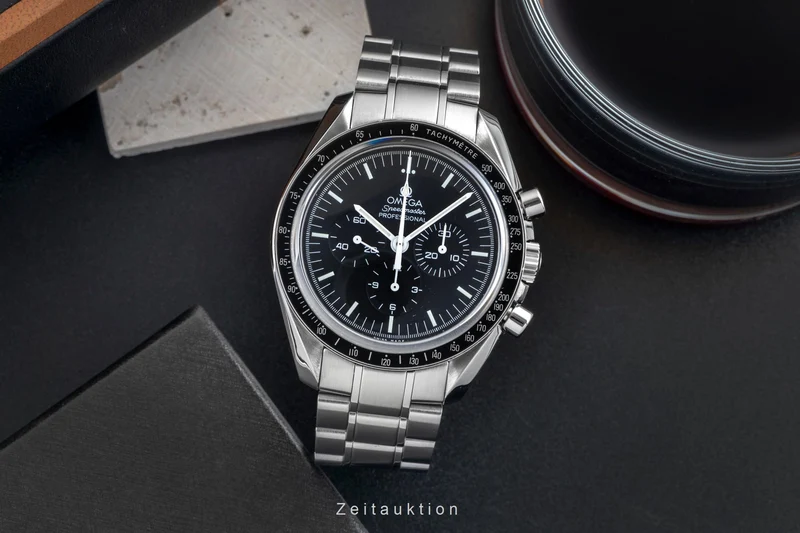 Omega Speedmaster Moonwatch chronograph steel manual winding men's watch 311.30.42.30.01.006 LP: 8700EUR [2601423]