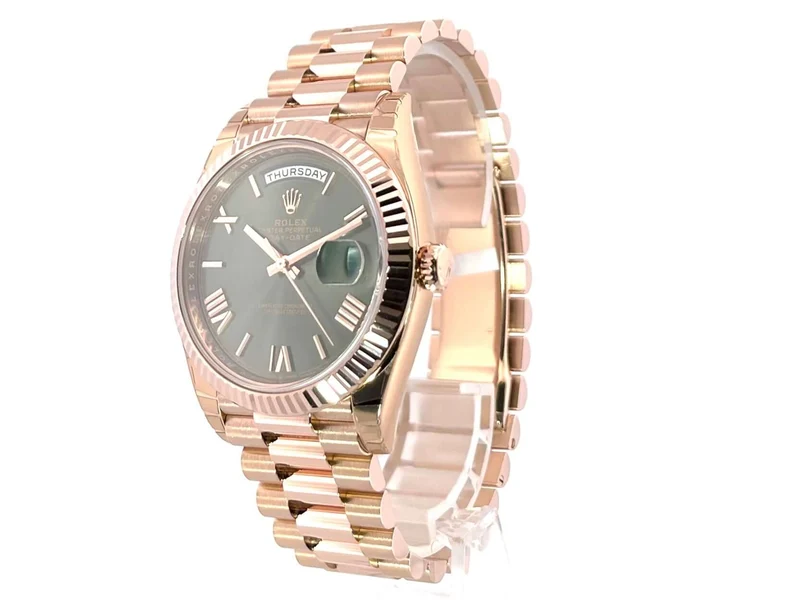 Rolex Day-Date 40 Everose-Gold 228235 Oliv Römisch