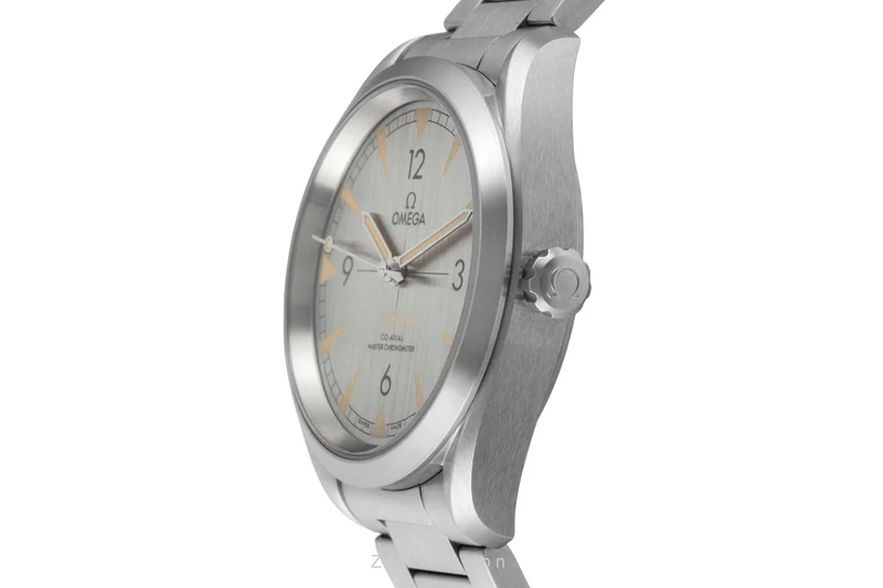 Omega Railmaster steel automatic men's watch 220.10.40.20.06.001 LP: 8200EUR [2601699]