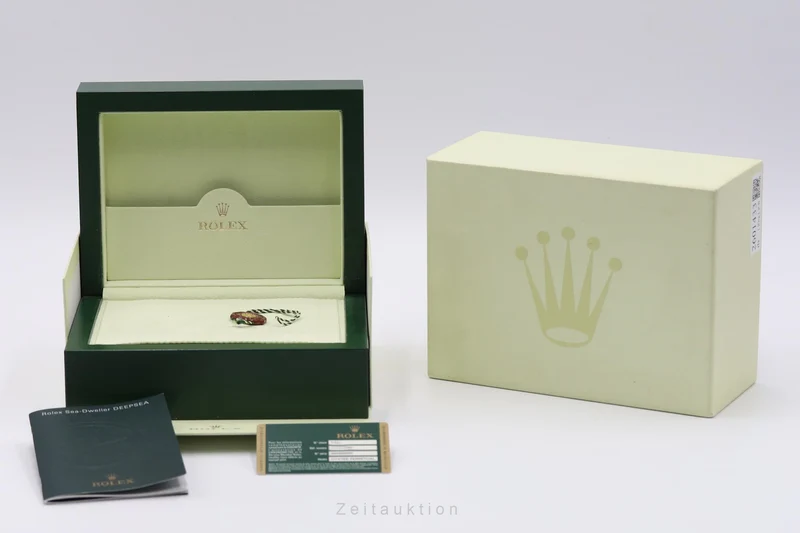 Rolex Sea-Dweller steel automatic men's watch 116660 [2601433]