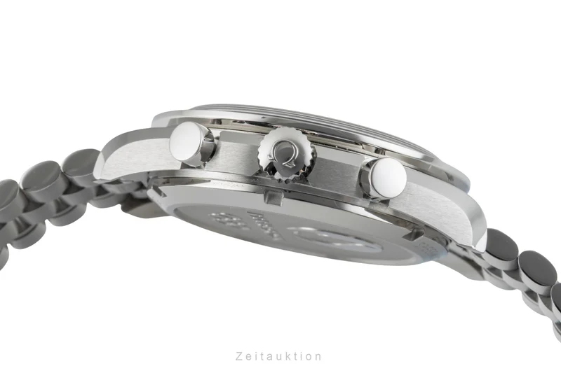 Omega Speedmaster chronograph steel manual winding men's watch 522.30.43.51.02.001 LP: 10700EUR [2601832]