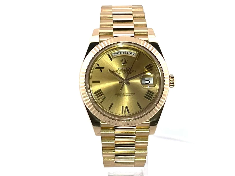Rolex Day-Date 40 Gelbgold 228238 Champagner Römisch aus 2019