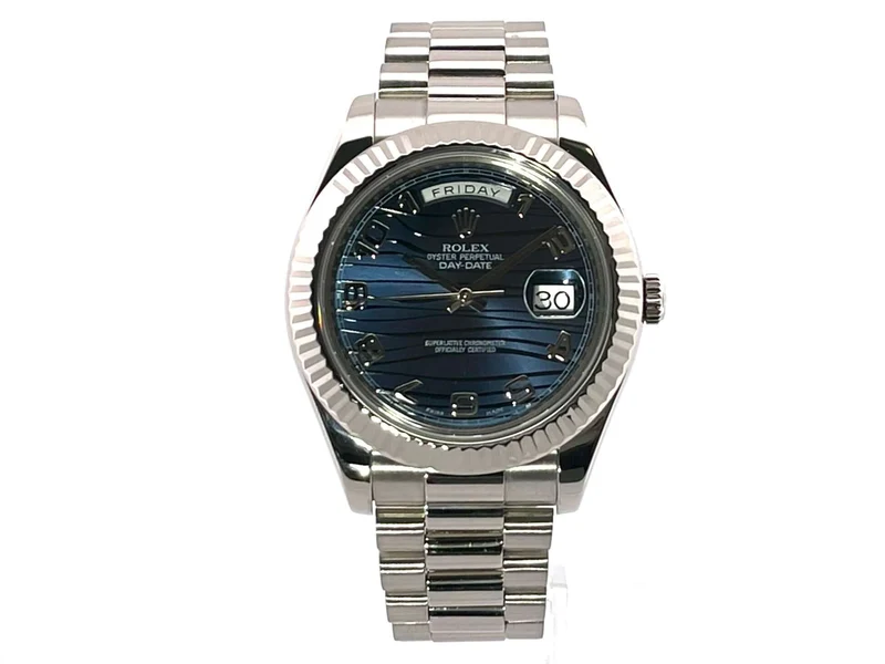 Rolex Day-Date II 218239 Weißgold Blau Arabisch aus 2013 LC100