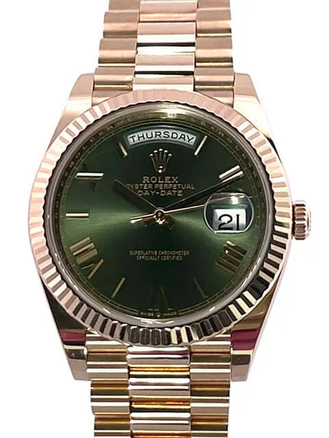 Rolex Day-Date 40 Everose-Gold 228235 Olive R aus 2020 ungetragen