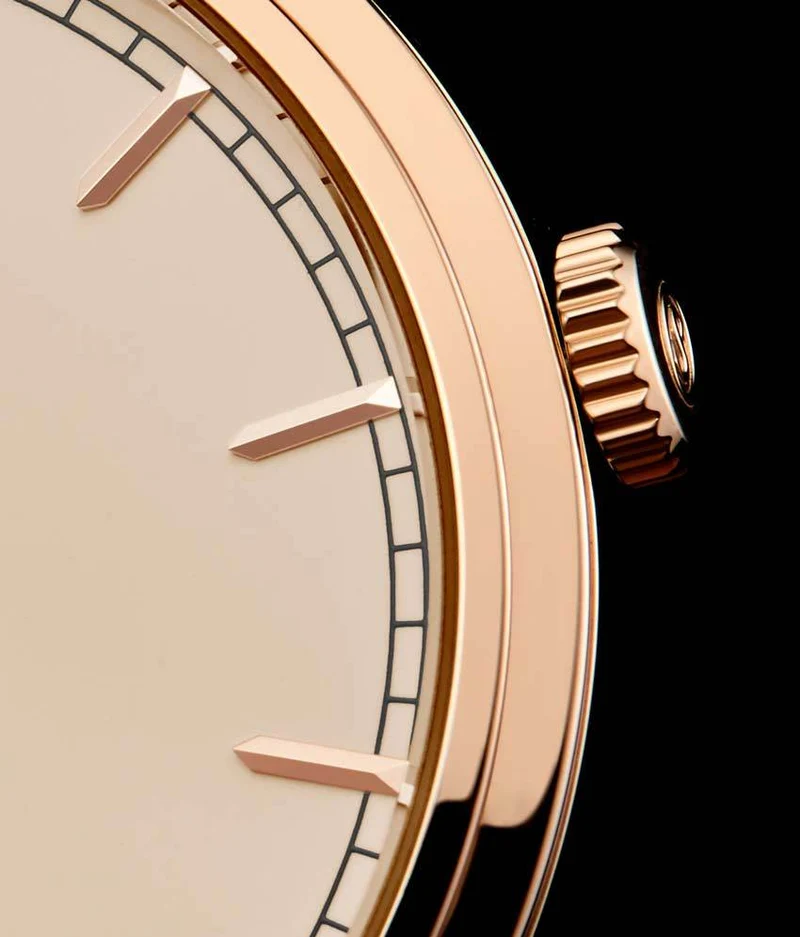 Stührling Vanguard 779 Quartz 42mm Classic