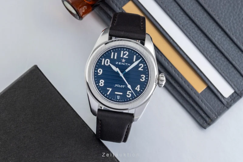 Zenith Pilot steel automatic men's watch 03.4000.3620/51.I003 LP: 8500EUR [2601816]