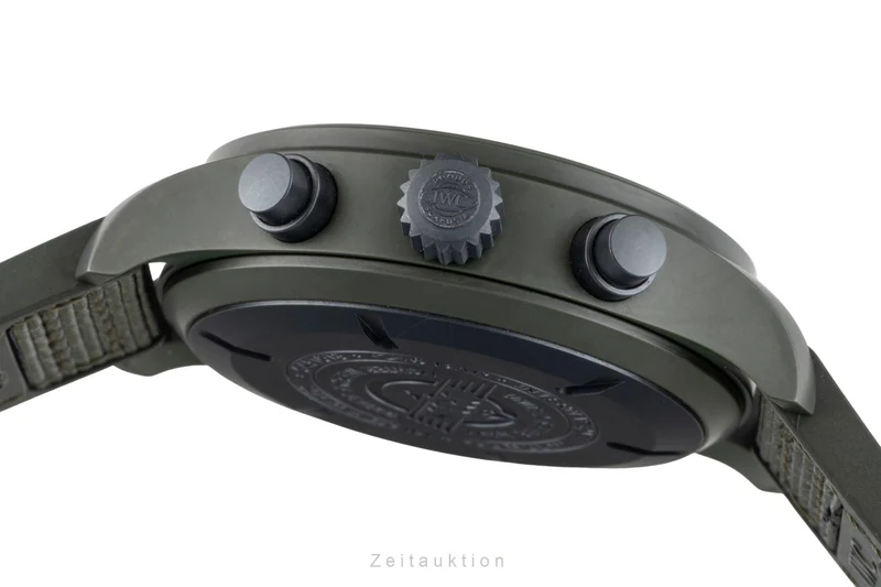 IWC Fliegerchronograph chronograph ceramic / titanium automatic men's watch IW389106 LP: 12700EUR [2601831]