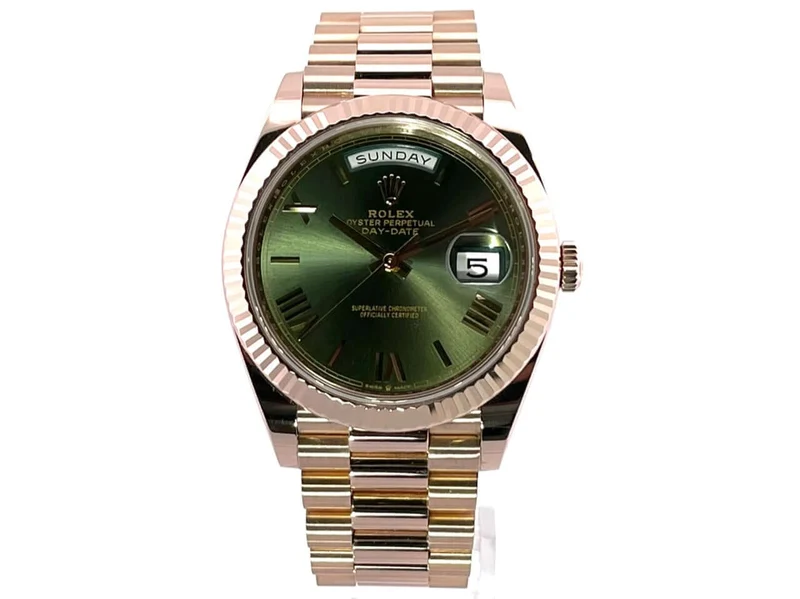 Rolex Day-Date 40 Everose-Gold 228235 Olivgrün aus 2019