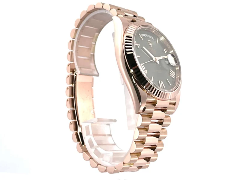 Rolex Day-Date 40 Everose-Gold 228235 Olive R ungetragen aus 2020