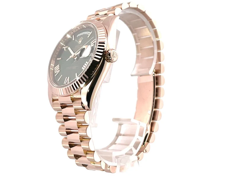 Rolex Day-Date 40 Everose-Gold 228235 Olive R ungetragen aus 2020