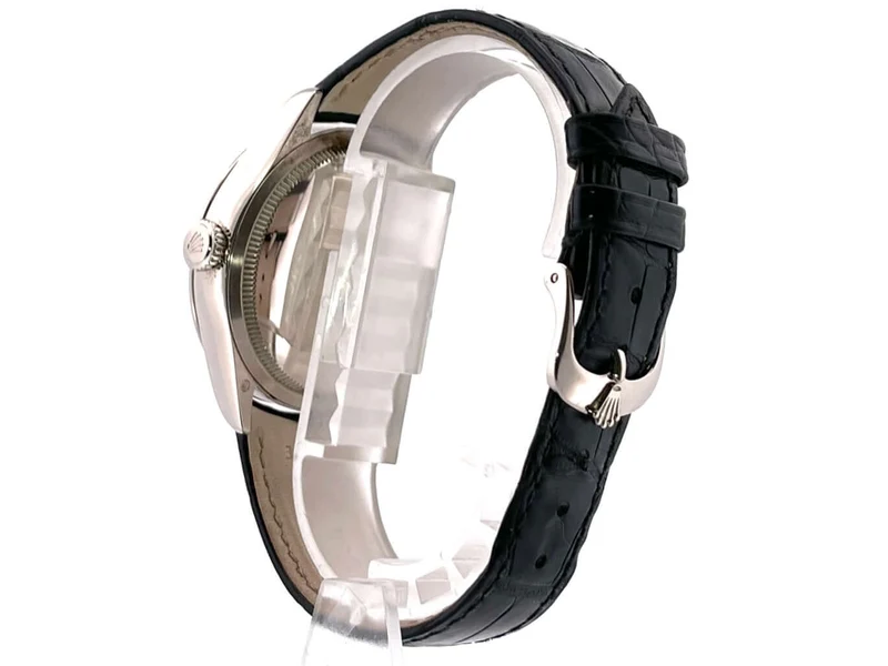 Rolex Cellini Date 50519 Silberfarben aus 2018 LC100
