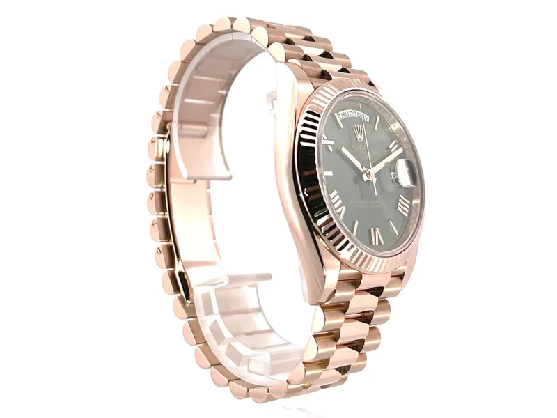 Rolex Day-Date 40 Everose-Gold 228235 Olive R aus 2019