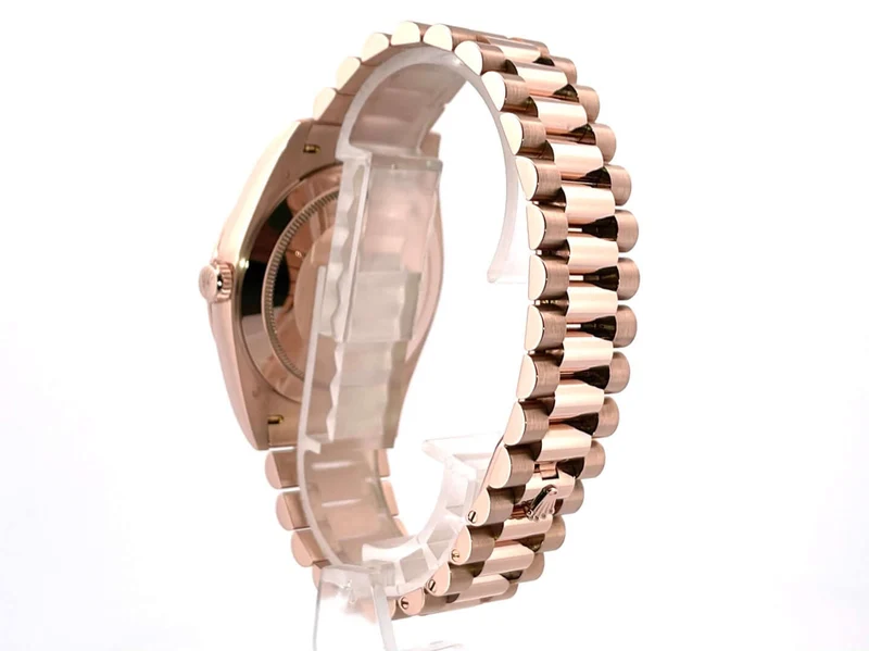 Rolex Day-Date 40 Everose-Gold 228235 Olive R aus 2019