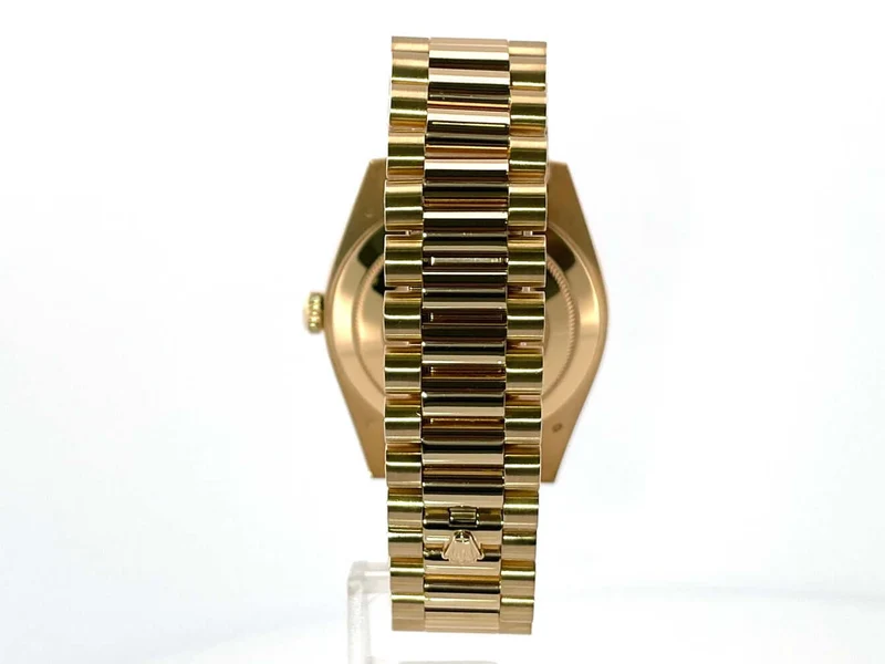 Rolex Day-Date 40 Gelbgold 228238 Schwarz aus 2019