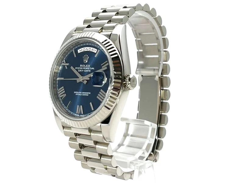 Rolex Day-Date 40 Weißgold 228239 Blau aus 2016
