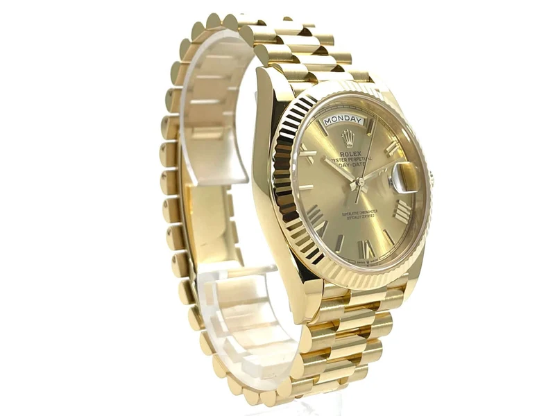 Rolex Day-Date 40 Gelbgold 228238 Champagner Römisch aus 2020 ungetragen