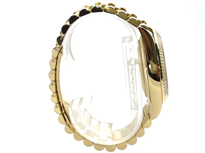 Rolex Day-Date 40 Gelbgold 228238 Champagner Römisch aus 2020 ungetragen