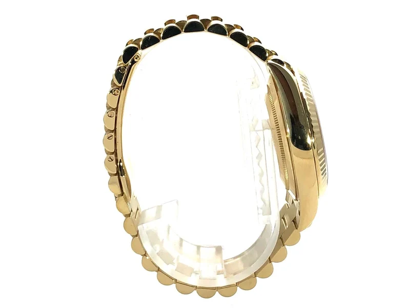 Rolex Day-Date 40 Gelbgold 228238 Champagner aus 2019