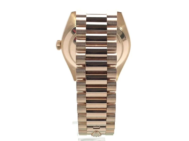 Rolex Day-Date 40 Everose-Gold 228235 Olive R aus 2020 ungetragen