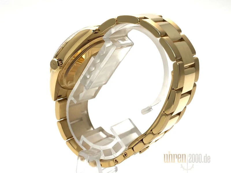 Rolex Day-Date 36 118238 Gelbgold Weiß Oyster-Band aus 2014