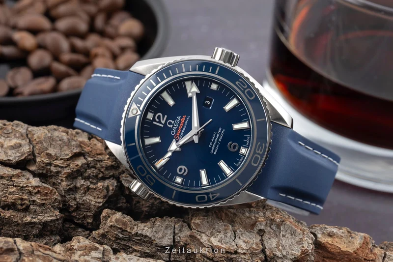 Omega Seamaster titanium automatic men's watch 232.92.38.20.03.001 [2601501]