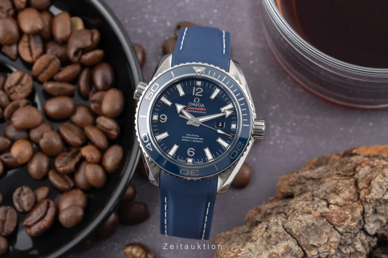 Omega Seamaster titanium automatic men's watch 232.92.38.20.03.001 [2601501]