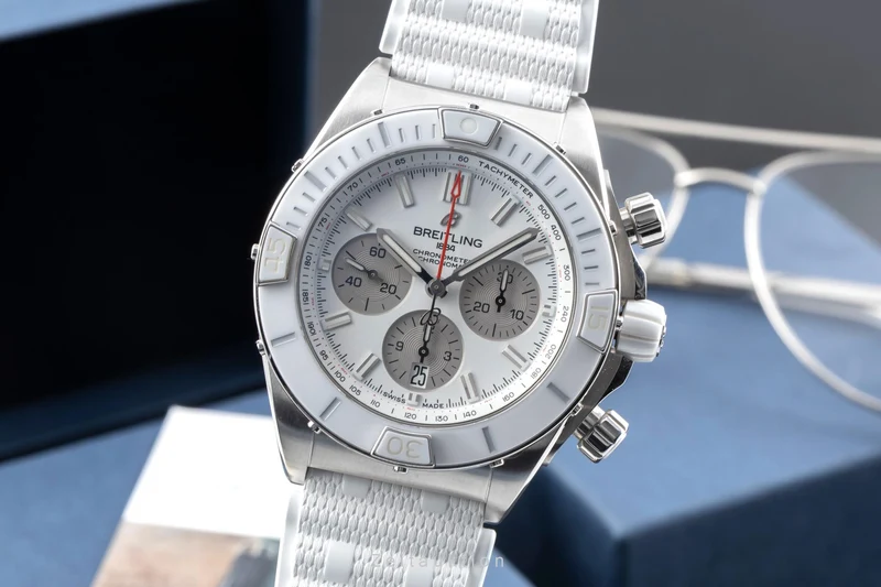 Breitling Chronomat chronograph steel automatic men's watch AB0136A71A1S1 LP: 10000EUR [2601463]