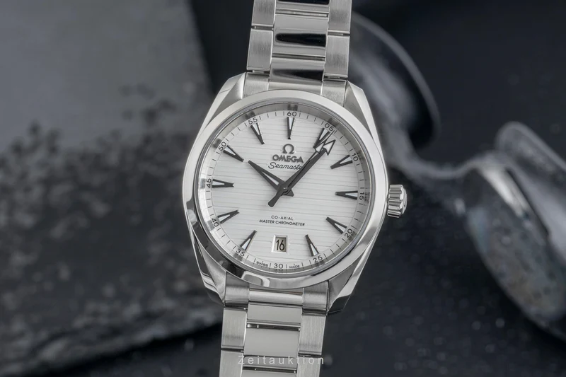 Omega Seamaster steel automatic men's watch 220.10.38.20.02.001 LP: 6800EUR [2504076]