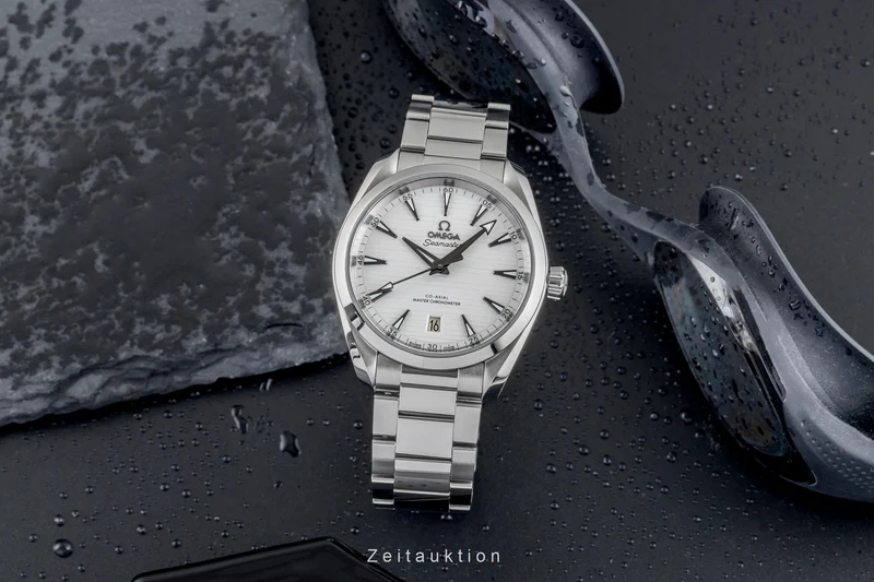 Omega Seamaster steel automatic men's watch 220.10.38.20.02.001 LP: 6800EUR [2504076]
