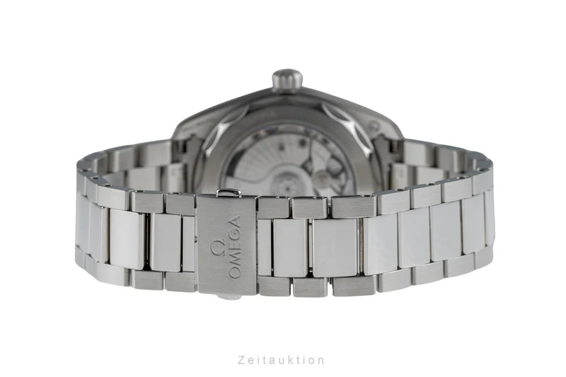 Omega Seamaster steel automatic men's watch 220.10.38.20.02.001 LP: 6800EUR [2504076]