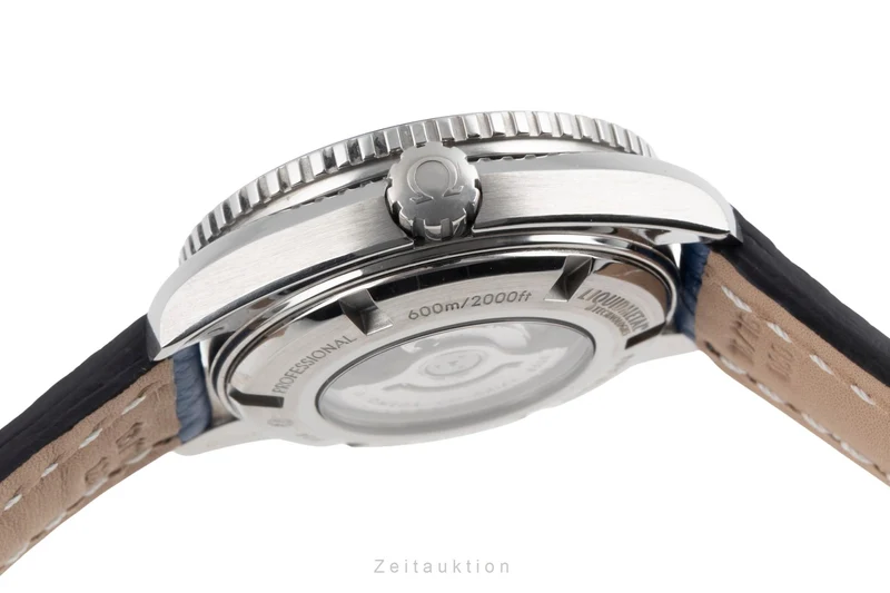 Omega Seamaster titanium automatic unisex 232.92.38.20.03.001 [2601599]