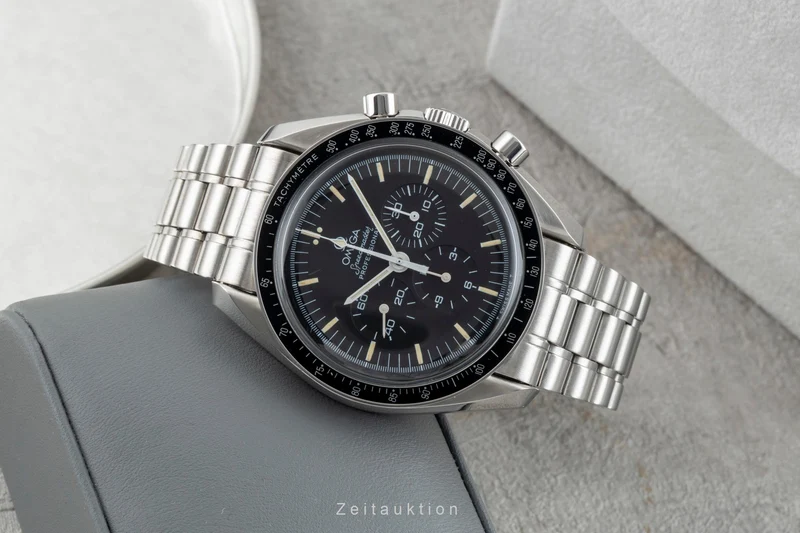 Omega Speedmaster Moonwatch chronograph steel manual winding men's watch 3590.50.00 LP: 7600EUR [2601502]