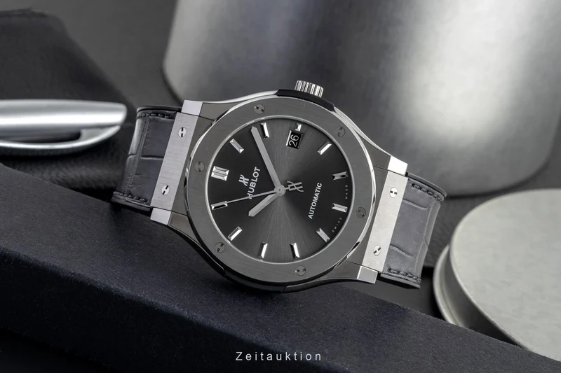 Hublot Classic Fusion titanium automatic men's watch 511.NX.1171.LR [2504005]