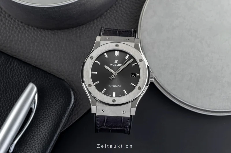 Hublot Classic Fusion titanium automatic men's watch 511.NX.1171.LR [2504005]
