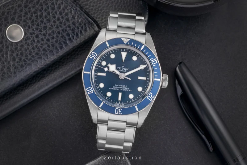 Tudor Black Bay steel automatic men's watch 79030B LP: 4150EUR [2503949]