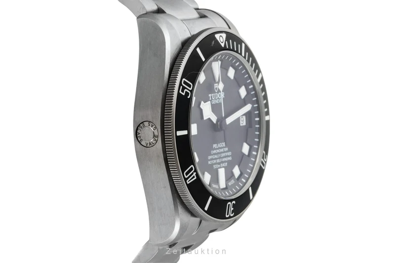 Tudor Pelagos titanium automatic men's watch 25600TN LP: 5360EUR [2601548]