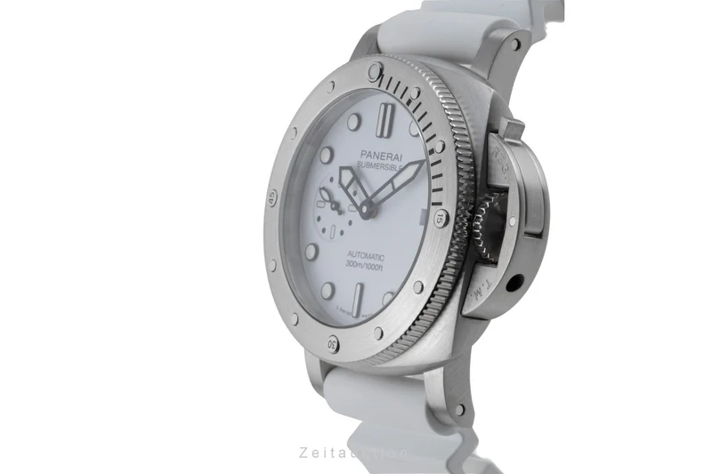 Panerai Submersible steel automatic men's watch PAM01223 LP: 9900EUR [2601652]