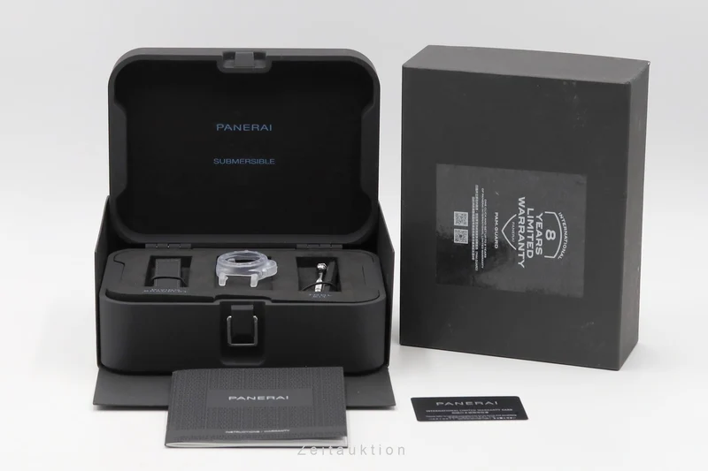Panerai Submersible steel automatic men's watch PAM01223 LP: 9900EUR [2601652]