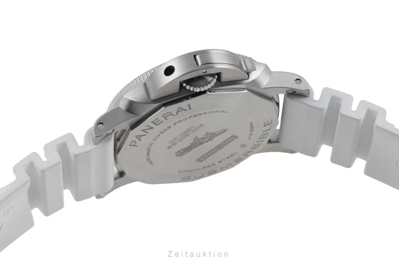 Panerai Submersible steel automatic men's watch PAM01223 LP: 9900EUR [2601652]