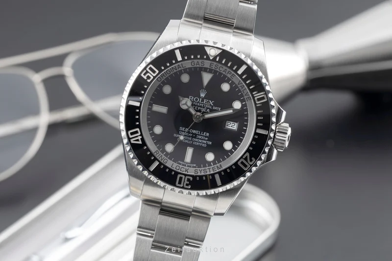 Rolex Sea-Dweller steel automatic men's watch 116660 [2601695]